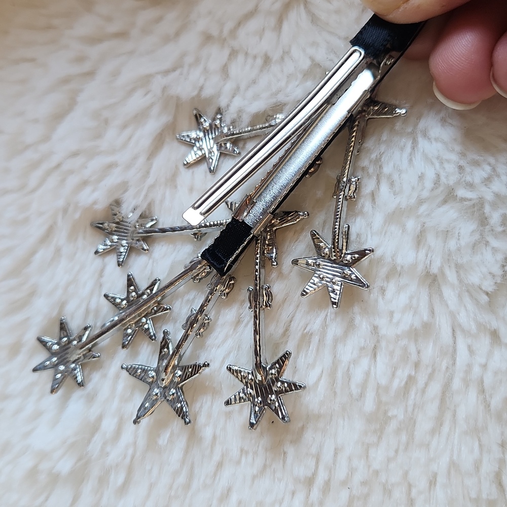 Sparkly rhinestone starburst hair clip - Picture 5 of 5